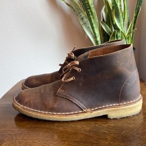 Clark’s Women’s Nubuk Desert Boots/ US Size 9